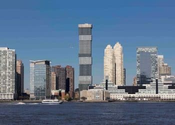 10 Famous Singers from New Jersey