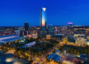 10 Famous Singers from Oklahoma