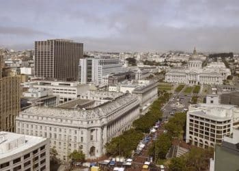 10 Famous Singers from California