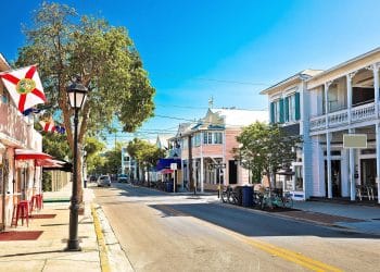 10 Famous Singers from Florida