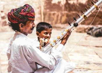 15 Best Folk Music Songs of All Time