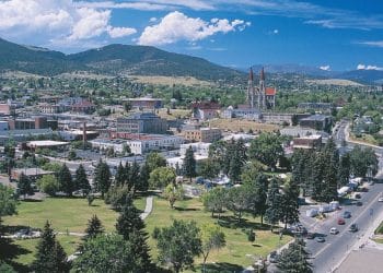 10 Famous Singers from Montana