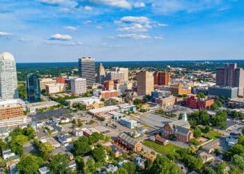 10 Famous Singers from North Carolina