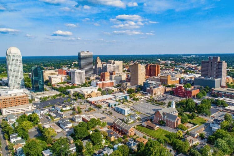 10 Famous Singers from North Carolina