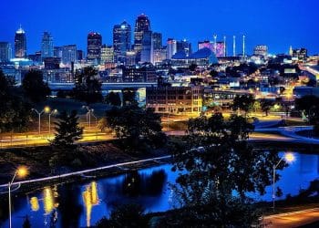 10 Famous Singers from Kansas