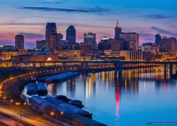 10 Famous Singers from Mississippi