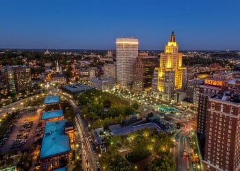 10 Famous Singers from Rhode Island