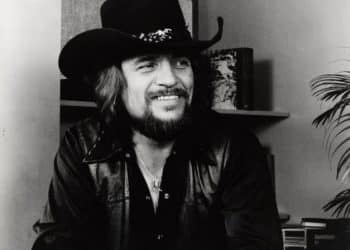 10 Best Waylon Jennings Songs of All Time