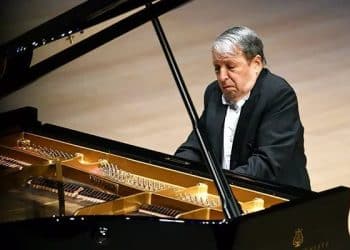15 Best Piano Players of All Time