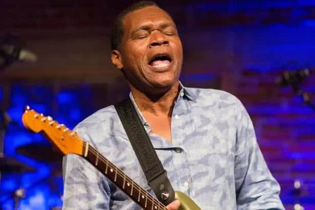 10 Best Robert Cray Band Songs of All Time