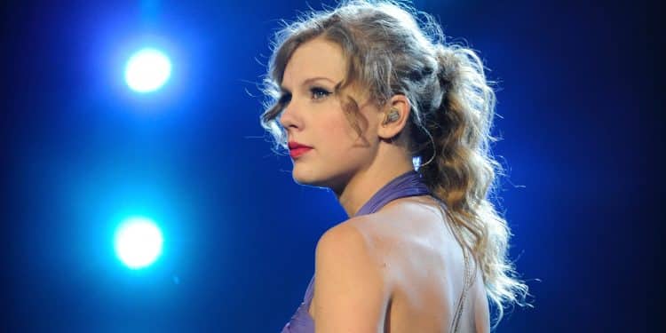 10 Best Taylor Swift Songs of All Time