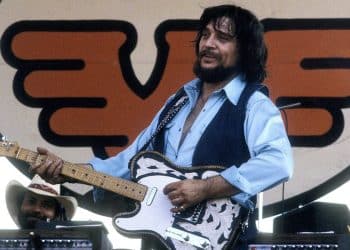 10 Best Waylon Jennings Songs of All Time