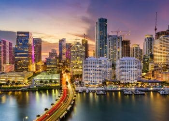 10 Famous Singers from Florida