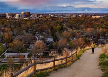 10 Famous Singers from Idaho