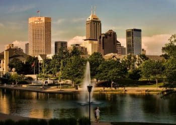 10 Famous Singers from Indiana