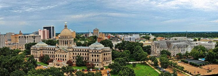 10 Famous Singers from Mississippi