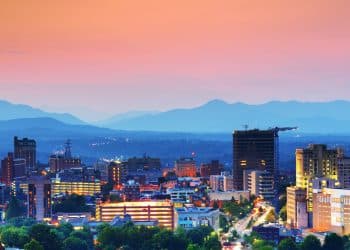 10 Famous Singers from North Carolina