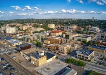 10 Famous Singers from North Dakota