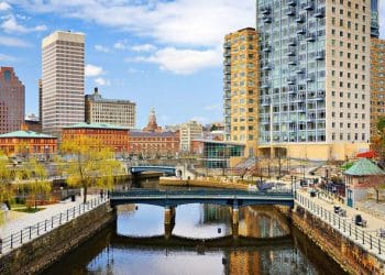 10 Famous Singers from Rhode Island