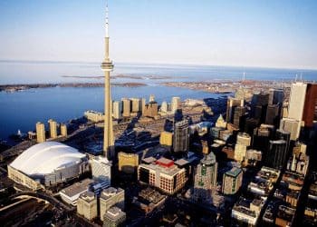 10 Famous Singers from Canada