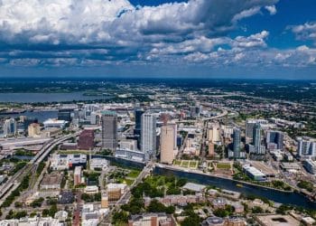 10 Famous Singers from Florida