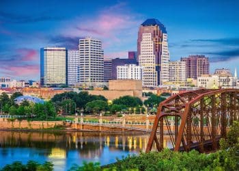 10 Famous Singers from Louisiana