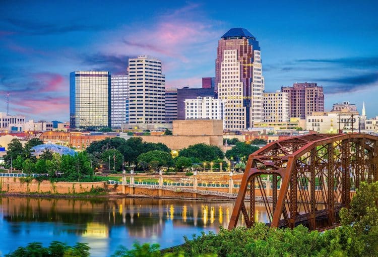 10 Famous Singers from Louisiana