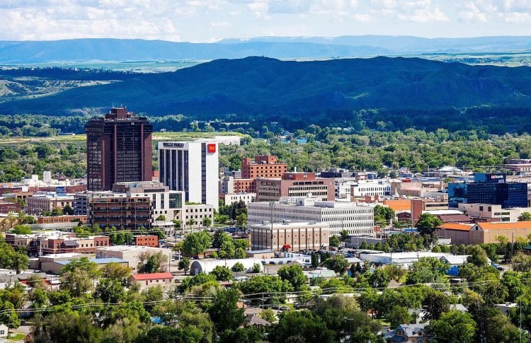 10 Famous Singers from Montana