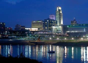 10 Famous Singers from Nebraska