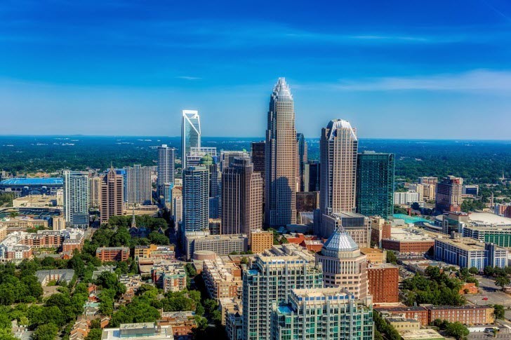 10 Famous Singers from North Carolina