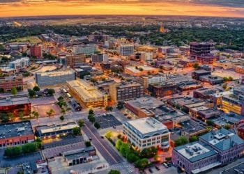 10 Famous Singers from South Dakota