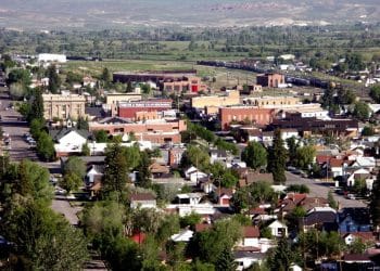 10 Famous Singers from Wyoming