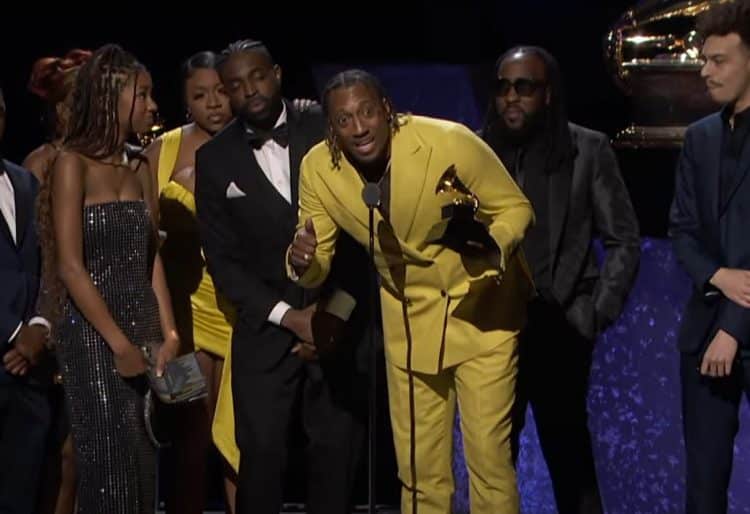 15 Best Christian Gospel Singers of All Time