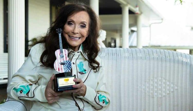 10 Best Loretta Lynn Songs of All Time