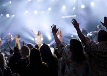 10 Best Worship Songs of All Time