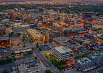 10 Famous Singers from North Dakota