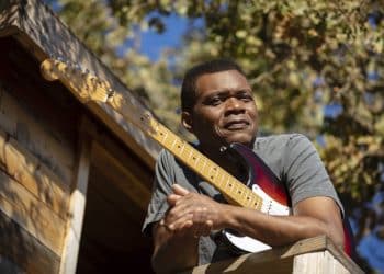 10 Best Robert Cray Band Songs of All Time