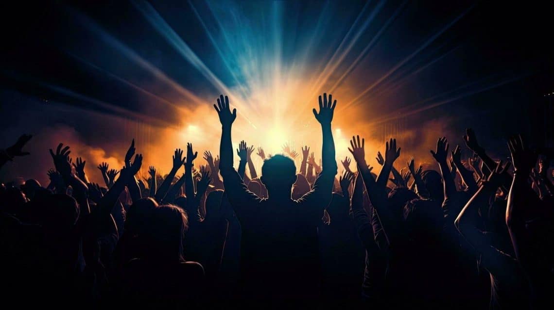 10 Best Worship Songs of All Time