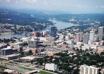 10 Famous Singers from Arkansas