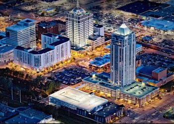 10 Famous Singers from Virginia