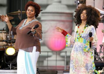 10 Best Erykah Badu Songs of All Time