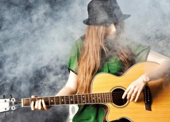 15 Best Guitar Players of All Time