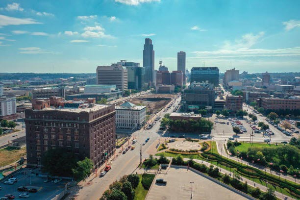 10 Famous Singers from Nebraska