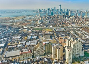 10 Famous Singers from New Jersey