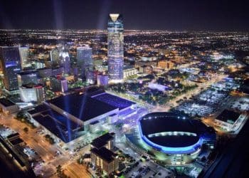 10 Famous Singers from Oklahoma