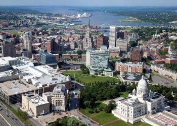 10 Famous Singers from Rhode Island