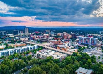 10 Famous Singers from South Carolina