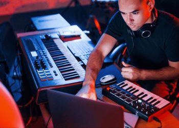 15 Best Music Producers of All Time