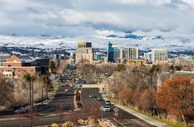 10 Famous Singers from Idaho