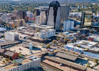 10 Famous Singers from Louisiana